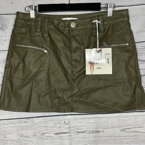 telepatia Dresses & Skirts - Telepatía Olive Green Mini Skirt Faux leather Size XL